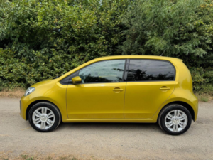 2017 Volkswagen Up! 1.0 Bluemotion Tech High Up! Asg Euro 6 (s/s) 5dr in Gold — image 3