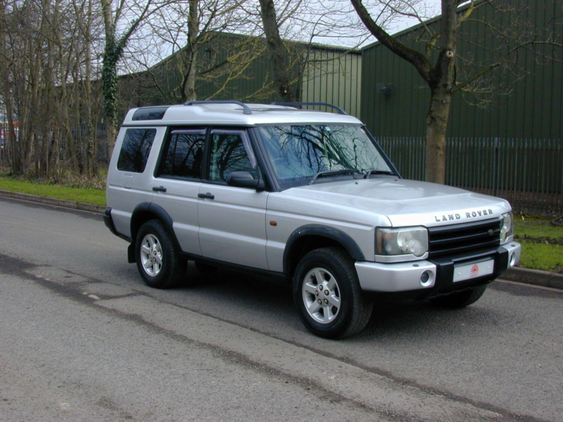 2004 Land Rover Discovery Ref 8428 - Land Rover Discovery 4.0 Hse Rhd - Ex Japan in Silver — image 1