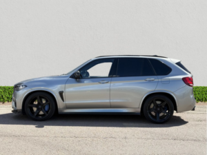 2018 BMW X5 M 4.4 Biturbo V8 SUV 5dr Petrol Auto Xdrive Euro 6 (s/s) (575 Bhp) in Grey — image 4