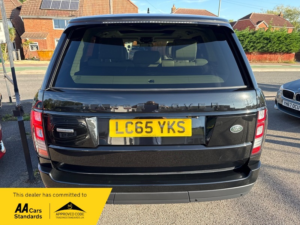 2015 Land Rover Range Rover Sdv8 Autobiography in Black — image 5