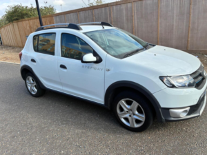 2014 Dacia Sandero Stepway 1.5 Dci Laureate Euro 5 5dr in White — image 6
