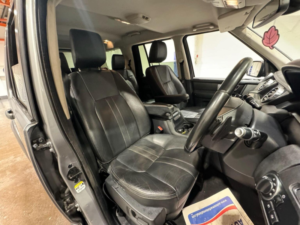 2012 Land Rover Discovery 4 3.0 Sd V6 Xs Auto 4WD Euro 5 5dr in Grey — image 3