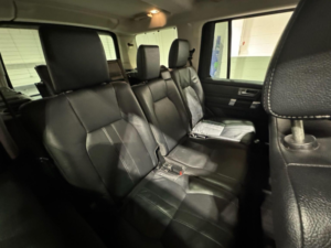 2012 Land Rover Discovery 4 3.0 Sd V6 Xs Auto 4WD Euro 5 5dr in Grey — image 4