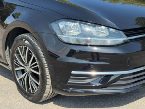 2017 Volkswagen Golf 1.0 Tsi Se Nav Euro 6 (s/s) 5dr in Black — image 2