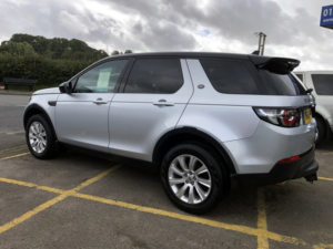 2015 Land Rover Discovery Sport 2.2 Sd4 Se Tech Turbo Diesel 6 Speed Manual 7 SEAT - Full Service History - 1 Owner + Demo in Silver — image 4