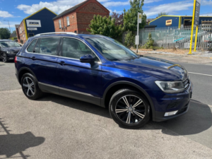 2016 Volkswagen Tiguan 2.0 Tdi Bluemotion Tech Se Navigation DSG 4motion Euro 6 (s/s) 5dr in Blue — image 5