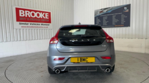 2019 Volvo V40 2.0 T3 Gpf R-Design Euro 6 (s/s) 5dr in Grey — image 6
