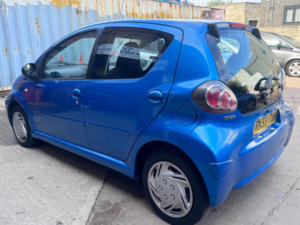 2009 Toyota Aygo 1.0 Vvt-I Blue Multimode Euro 4 5dr in Blue — image 4