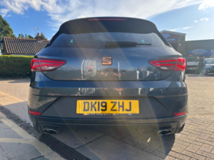 2019 SEAT Leon 2.0 Tsi Cupra 290 Lux in Grey — image 6
