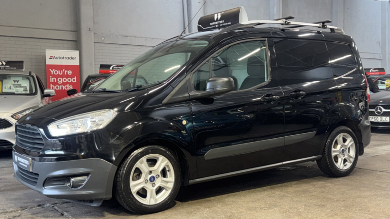 2016 Ford Transit Courier 1.5 Tdci Trend Diesel Black 5dr Satnav+no Vat+clean+work Ready in Black — image 1
