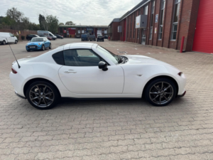 2017 Mazda Mx-5 Rf 2.0 Skyactiv-G Sport Nav Euro 6 2dr in White — image 5