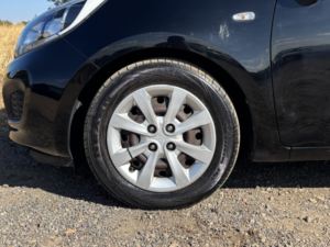 2014 Kia Rio 1.3 1 Air in Black — image 5