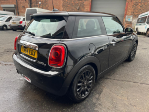 2014 MINI Hatch 1.5 Cooper D 3-Door Hatch in Black — image 5