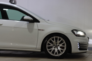 2014 Volkswagen Golf 2.0 Tsi Bluemotion Tech Gti DSG Euro 6 (s/s) 5dr in White — image 6
