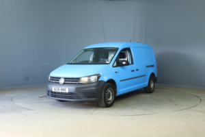 2016 Volkswagen Caddy Maxi 2.0 Tdi C20 Bluemotion Tech Startline Lwb Euro 6 (s/s) 6dr in Blue — image 2