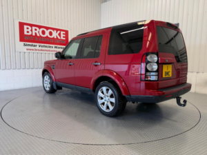 2015 Land Rover Discovery 4 3.0 Sd V6 Se Tech Auto 4WD Euro 5 (s/s) 5dr in Red — image 6