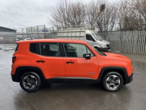 2016 Jeep Renegade 1.6 Renegade My16 1.6 Multijet Ii 120hp Sport in Orange — image 5