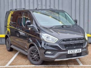 2022 Ford Transit Custom 2.0 320 Ecoblue Trail Crew Van Double Cab 5dr Diesel Manual L1 H1 Euro 6 (s/s) (170 Ps) in Black — image 4