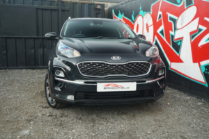 2019 Kia Sportage 1.6 Crdi Ecodynamics+ 2 SUV 5dr Diesel Hybrid Manual Euro 6 (s/s) (134 Bhp) in Black — image 4