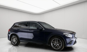 2017 Mercedes-Benz Glc 2.1 Glc220d Amg Line G-Tronic 4matic Euro 6 (s/s) 5dr in Blue — image 3