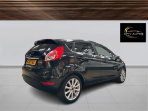 2015 Ford Fiesta 1.0t Ecoboost Titanium Euro 6 (s/s) 5dr in Black — image 5