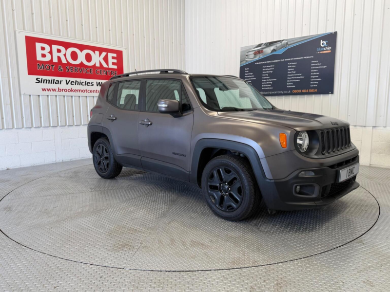2016 Jeep Renegade 1.6 Multijetii Night Eagle Euro 6 (s/s) 5dr in Bronze — image 1