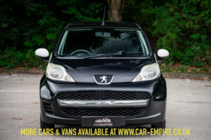 2011 Peugeot 107 1.0 12v Sportium in Black — image 2