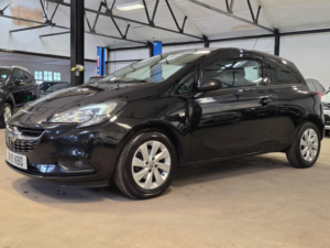 2019 Vauxhall Corsa 1.4i Ecotec Design Euro 6 3dr in Black — image 5