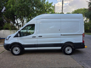 2018 Ford Transit 2.0 350 Ecoblue Fwd L2 H3 Euro 6 5dr in White — image 6