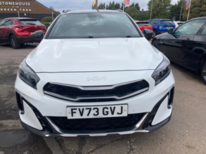 2023 Kia Xceed 1.5 T-Gdi Gt-Line S SUV 5dr Petrol Manual Euro 6 (s/s) (158 Bhp) in White — image 2
