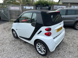 2013 Smart Fortwo 1.0 Mhd Passion Cabriolet Softtouch Euro 5 (s/s) 2dr in White — image 4