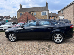 2010 Ford Mondeo 2.0 Tdci Titanium X in Black — image 5