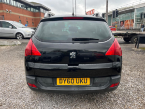 2011 Peugeot 3008 1.6 Hdi Sport Euro 5 5dr in Black — image 6