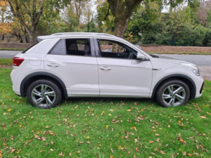2022 Volkswagen T-Roc R-Line Tsi DSG in Grey — image 3