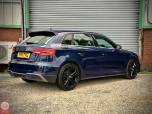2019 Audi A3 1.5 Tfsi Cod 35 S Line in Blue — image 5