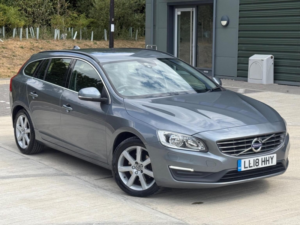 2018 Volvo V60 2.0 T4 Se Nav Auto Euro 6 (s/s) 5dr in Grey — image 5