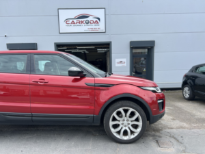 2017 Land Rover Range Rover Evoque 2.0 Ed4 Se Tech in Red — image 4