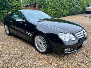 2007 Mercedes-Benz Sl Class 3.5 Sl350 in Black — image 2
