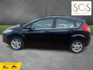 2014 Ford Fiesta 1.0 T Ecoboost Zetec in Black — image 4