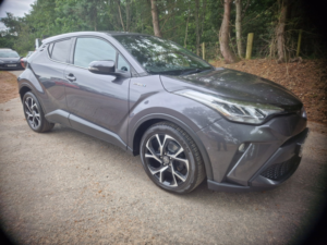2021 Toyota C-Hr 1.8 Vvt-H Design in Grey — image 2