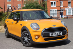 2015 MINI Hatch 1.2 One Euro 6 (s/s) 5dr in Orange — image 3