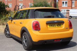 2015 MINI Hatch 1.2 One Euro 6 (s/s) 5dr in Orange — image 4