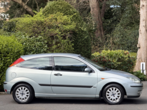 2003 Ford Focus 1.6 I 16v Zetec in Green — image 2