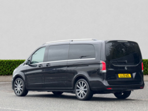 2024 Mercedes-Benz V Class 2.0 V300d Premium MPV 5dr Diesel G-Tronic+ Euro 6 (s/s) (8 Seat, Extra Long) (237 Ps) in Black — image 5