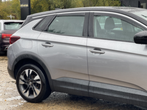 2019 Vauxhall Grandland X 1.2 Turbo Sport Nav in Grey — image 4