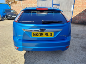 2009 Ford Focus 1.6 Titanium in Blue — image 4