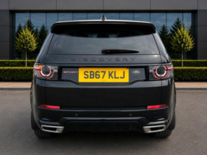 2018 Land Rover Discovery Sport 2.0 Sd4 Hse Dynamic Lux Auto 4WD Euro 6 (s/s) 5dr in Black — image 5
