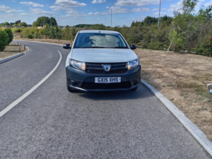 2015 Dacia Sandero 1.2 Access 1.2 16v 75 in White — image 4