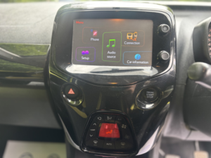 2017 Toyota Aygo 1.0 Vvt-I X-Cite 3 Yellow Bi-Tone in Yellow — image 6