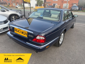 1998 Jaguar Xj Xj8 in Blue — image 3